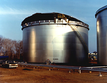 Petroleum Storage Tank Explosion New Haven Photo 1